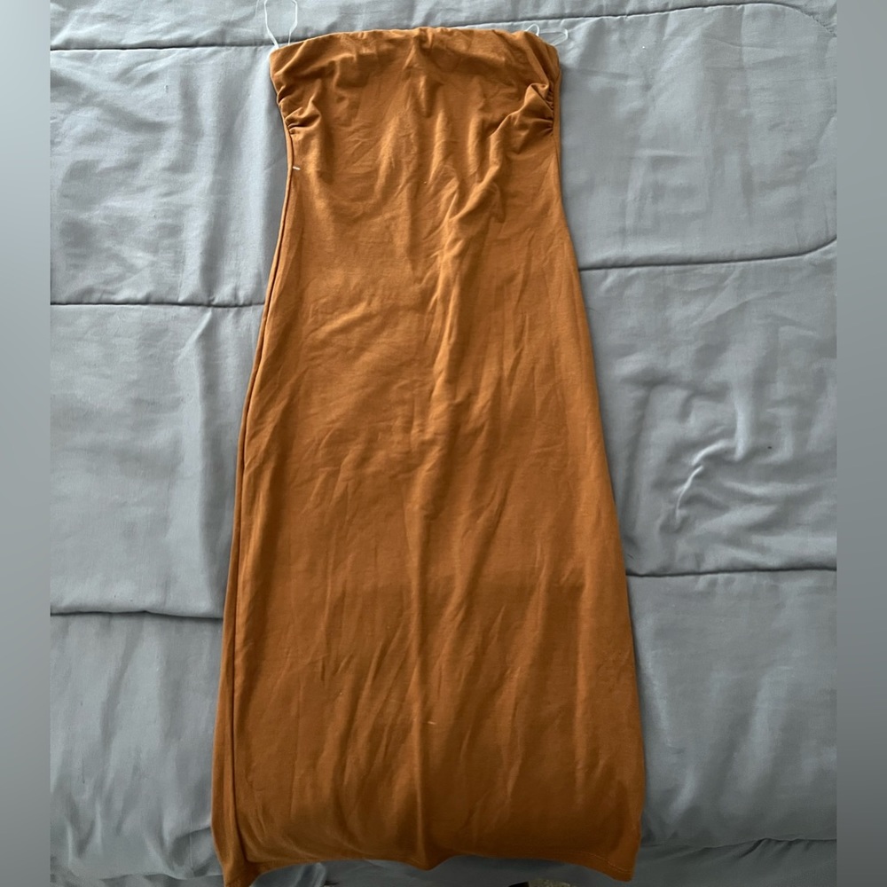 Plain strapless maxi dress